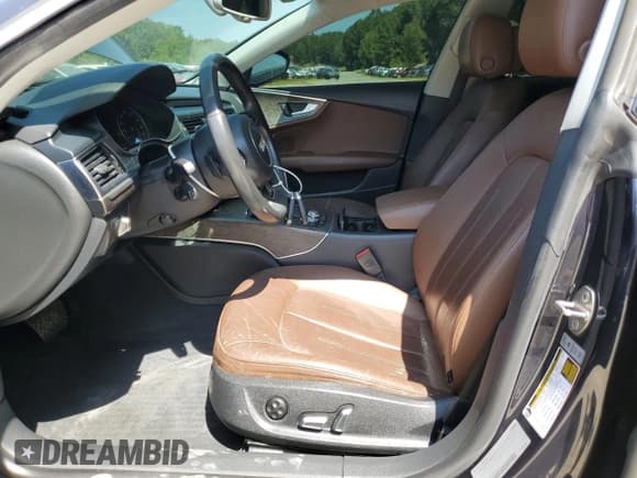 ✅ 2017 Audi A7 Premium Plus • VIN: WAUW2AFC1HN009443 • Lot: 68082865. Wystawiony na Copart z przebiegiem 146 988 mil. Bezpłatny archiwum sprzedaży aukcyjnych z USA i szczegółowy raport historii pojazdu na DreamBid. Zdjęcie 7.