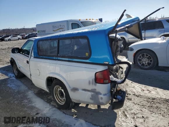 ✅ 1999 Chevrolet S-10 LS • VIN: 1GCCS14X8XK104688 • Lot: 43926165. Listed on Copart with 193,089 mi. Free auction sales archive from the USA and detailed vehicle history report at DreamBid. Image 2.
