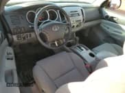 ✅ 2008 Toyota Tacoma • VIN: 5TEUU42NX8Z577586 • Lot: 91018415. Wystawiony na Copart z przebiegiem 181 231 mil. Bezpłatny archiwum sprzedaży aukcyjnych z USA i szczegółowy raport historii pojazdu na DreamBid. Zdjęcie 8.