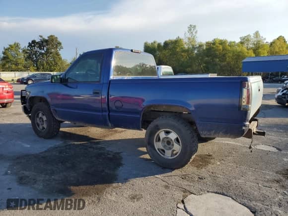 1995 Chevrolet Silverado 1500 с VIN 1GCEK14K7SZ145164, выставлен на аукционе Copart как лот 85923145 с пробегом 181 324 миль миль и Списание • Salvage title. История ставок и продаж доступна на DreamBid. Изображение 2.