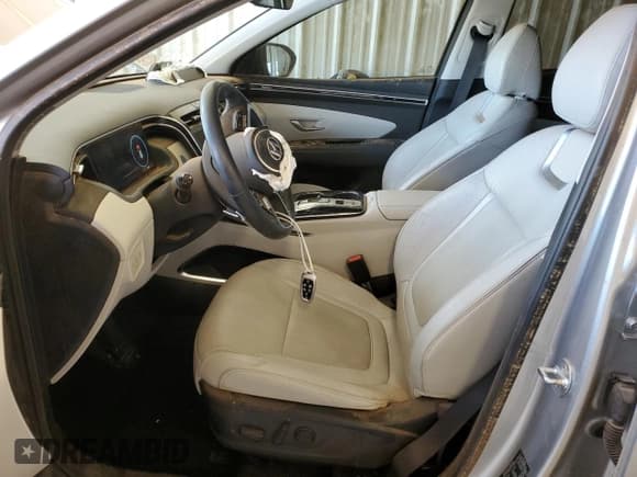 ✅ 2022 Hyundai Tucson Limited • VIN: 5NMJECAE8NH116541 • Lot: 64315814. Wystawiony na Copart z przebiegiem 34 788 mil. Bezpłatny archiwum sprzedaży aukcyjnych z USA i szczegółowy raport historii pojazdu na DreamBid. Zdjęcie 7.