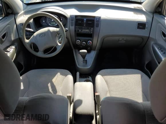 2007 Hyundai Tucson GLS z VIN KM8JM12B07U632606, wystawiony jako Copart lot #71704864 z przebiegiem 136 655 mil mil oraz Czysty tytuł • Clean title. Historia ofert i sprzedaży dostępna na DreamBid. Obrazek 8.