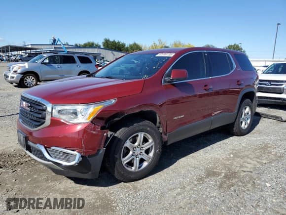 ✅ 2017 GMC Acadia SLE • VIN: 1GKKNKLAXHZ155340 • Lot: 82536135. Listed on Copart with 146,954 mi. Free auction sales archive from the USA and detailed vehicle history report at DreamBid. Image 1.
