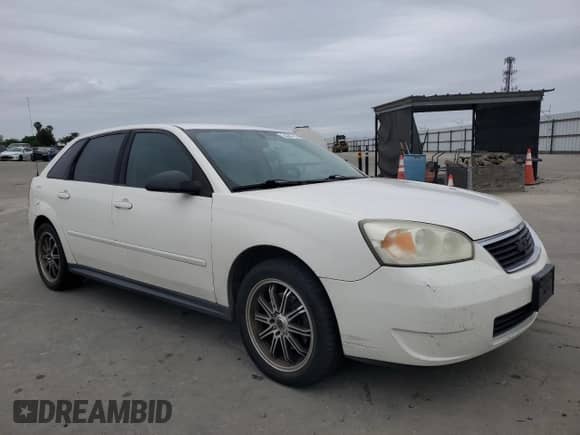 2006 Chevrolet Malibu Maxx LS z VIN 1G1ZS63876F129826, wystawiony jako Copart lot #54342715 z przebiegiem 246 729 mil mil oraz Szkoda całkowita • Salvage title. Historia ofert i sprzedaży dostępna na DreamBid. Obrazek 4.