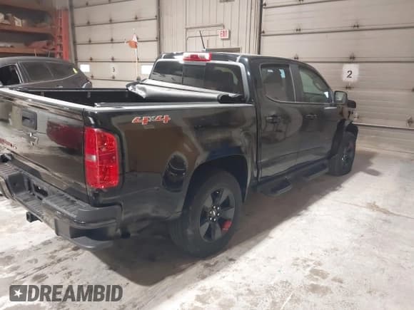 ✅ 2019 Chevrolet Colorado 4WD LT • VIN: 1GCGTCEN9K1359713 • Lot: 43652621. Wystawiony na IAAI z przebiegiem 62 186 mil. Bezpłatny archiwum sprzedaży aukcyjnych z USA i szczegółowy raport historii pojazdu na DreamBid. Zdjęcie 4.
