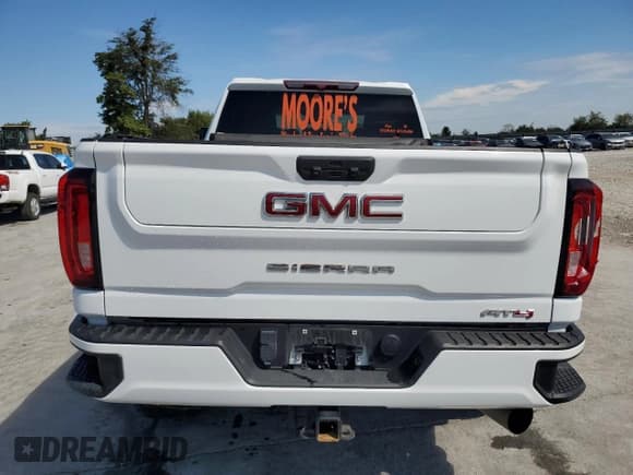 ✅ 2021 GMC Sierra 2500HD AT4 • VIN: 1GT49PEY8MF316618 • Lot: 70694725. Wystawiony na Copart z przebiegiem 51 612 mil. Bezpłatny archiwum sprzedaży aukcyjnych z USA i szczegółowy raport historii pojazdu na DreamBid. Zdjęcie 6.