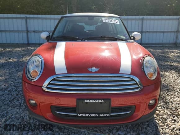 2013 MINI Hardtop с VIN WMWSU3C51DT689523, выставлен на аукционе Copart как лот 81398215 с пробегом 67 240 миль миль и Списание • Salvage title. История ставок и продаж доступна на DreamBid. Изображение 5.