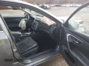 ✅ 2018 Nissan Altima SR • VIN: 1N4AL3AP9JC211759 • Лот: 43663500. Опубликован ранее на IAAI с пробегом 111 539 миль. Бесплатный доступ к архиву аукционных продаж из США и подробный отчёт об истории автомобиля на DreamBid. Изображение 5.