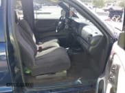 ✅ 2000 Dodge Dakota • VIN: 1B7GL22X3YS523895 • Lot: 42247540. Wystawiony na IAAI z przebiegiem 159 138 mil. Bezpłatny archiwum sprzedaży aukcyjnych z USA i szczegółowy raport historii pojazdu na DreamBid. Zdjęcie 5.