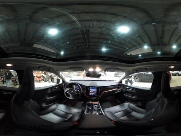 ✅ 2023 Volvo XC60 Plus Dark Theme • VIN: YV4L12RW7P1253928 • Lot: 41995098. Listed on IAAI with 36,211 mi. Free auction sales archive from the USA and detailed vehicle history report at DreamBid. Image 21.