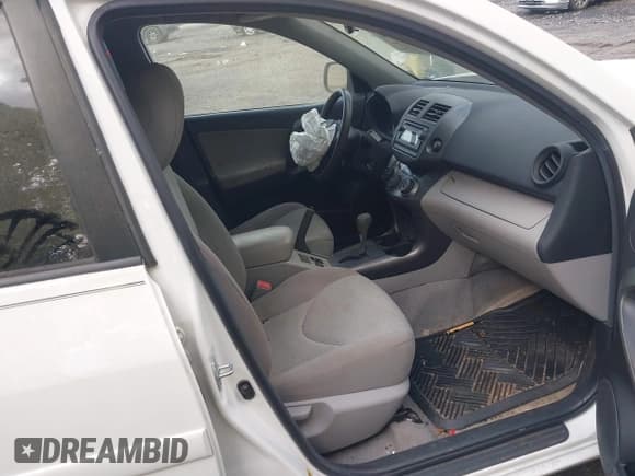 ✅ 2012 Toyota RAV4 • VIN: 2T3BF4DV9CW194516 • Лот: 42253984. Опубликован ранее на IAAI с пробегом 226 923 миль. Бесплатный доступ к архиву аукционных продаж из США и подробный отчёт об истории автомобиля на DreamBid. Изображение 5.