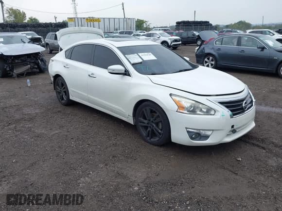 ✅ 2013 Nissan Altima SL • VIN: 1N4BL3AP6DC290767 • Lot: 43304540. Wystawiony na IAAI z przebiegiem 149 268 mil. Bezpłatny archiwum sprzedaży aukcyjnych z USA i szczegółowy raport historii pojazdu na DreamBid. Zdjęcie 1.