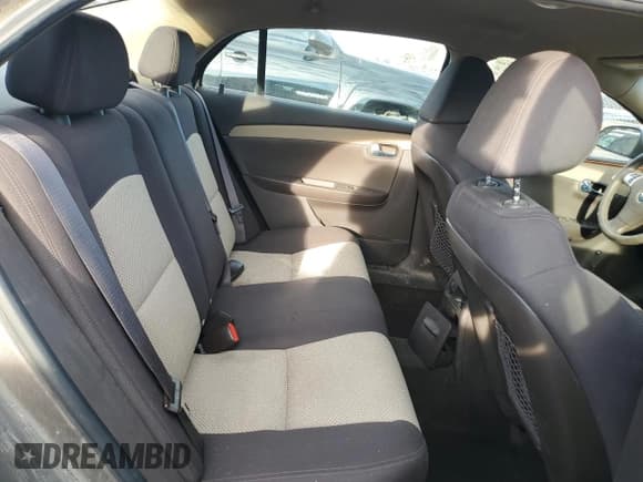 ✅ 2010 Chevrolet Malibu 1LT • VIN: 1G1ZC5EB9AF127827 • Lot: 72463964. Listed on Copart with 81,137 mi. Free auction sales archive from the USA and detailed vehicle history report at DreamBid. Image 11.