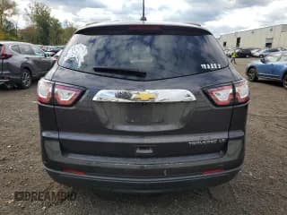 ✅ 2016 Chevrolet Traverse LS • VIN: 1GNKRFED5GJ324862 • Lot: 73180184. Wystawiony na Copart z przebiegiem Nie podano. Bezpłatny archiwum sprzedaży aukcyjnych z USA i szczegółowy raport historii pojazdu na DreamBid. Zdjęcie 6.