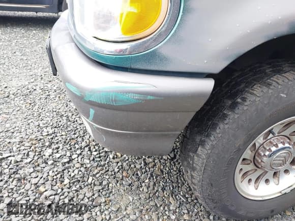 ✅ 2000 Mercury Mountaineer • VIN: 4M2ZU86P0YUJ05005 • Lot: 41361318. Wystawiony na IAAI z przebiegiem 208 644 mil. Bezpłatny archiwum sprzedaży aukcyjnych z USA i szczegółowy raport historii pojazdu na DreamBid. Zdjęcie 6.