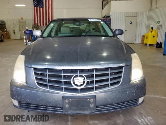✅ 2011 Cadillac DTS Premium Collection • VIN: 1G6KH5E60BU135098 • Лот: 92302655. Опубликован ранее на Copart с пробегом 199 312 миль. Бесплатный доступ к архиву аукционных продаж из США и подробный отчёт об истории автомобиля на DreamBid. Изображение 5.
