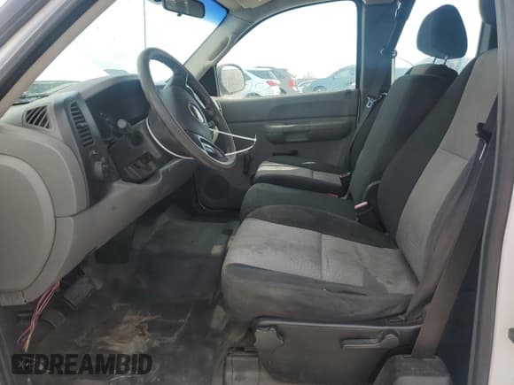 ✅ 2007 Chevrolet Silverado 1500 Work Truck • VIN: 1GCEC19J27E539831 • Lot: 45889075. Listed on Copart with 200,780 mi. Free auction sales archive from the USA and detailed vehicle history report at DreamBid. Image 7.