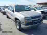 2004 Chevrolet Silverado 2500 LS с VIN 1GCGC23U94F176306, выставлен на аукционе IAAI как лот 43324049 с пробегом 186 998 миль миль и . История ставок и продаж доступна на DreamBid. Изображение 1.