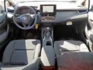 ✅ 2025 Toyota Corolla LE • VIN: 5YFB4MDE8SP339365 • Лот: 90501335. Опубликован ранее на Copart с пробегом 1 961 миль. Бесплатный доступ к архиву аукционных продаж из США и подробный отчёт об истории автомобиля на DreamBid. Изображение 8.