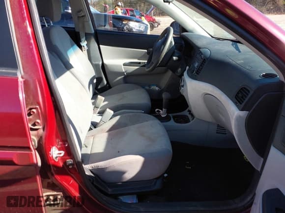 ✅ 2008 Hyundai Accent GLS • VIN: KMHCN46C48U212018 • Лот: 41240612. Опубликован ранее на IAAI с пробегом 125 996 миль. Бесплатный доступ к архиву аукционных продаж из США и подробный отчёт об истории автомобиля на DreamBid. Изображение 5.