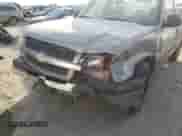 2003 Chevrolet Silverado 1500 Work Truck с VIN 1GCEC14V23Z145744, выставлен на аукционе Copart как лот 31887491 с пробегом 180 138 миль миль и Списание • Salvage title. История ставок и продаж доступна на DreamBid. Изображение 9.