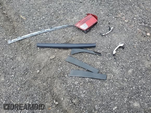 ✅ 2022 Hyundai Palisade Calligraphy • VIN: KM8R74HE8NU418604 • Lot: 90340335. Wystawiony na Copart z przebiegiem 138 395 mil. Bezpłatny archiwum sprzedaży aukcyjnych z USA i szczegółowy raport historii pojazdu na DreamBid. Zdjęcie 13.