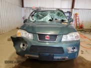 ✅ 2007 Saturn VUE V6 • VIN: 5GZCZ634X7S806476 • Lot: 45871685. Wystawiony na Copart z przebiegiem Nie podano. Bezpłatny archiwum sprzedaży aukcyjnych z USA i szczegółowy raport historii pojazdu na DreamBid. Zdjęcie 5.