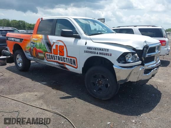 ✅ 2017 Ram 2500 SLT • VIN: 3C6UR5DLXHG568179 • Лот: 42535493. Опубликован ранее на IAAI с пробегом 166 909 миль. Бесплатный доступ к архиву аукционных продаж из США и подробный отчёт об истории автомобиля на DreamBid. Изображение 1.