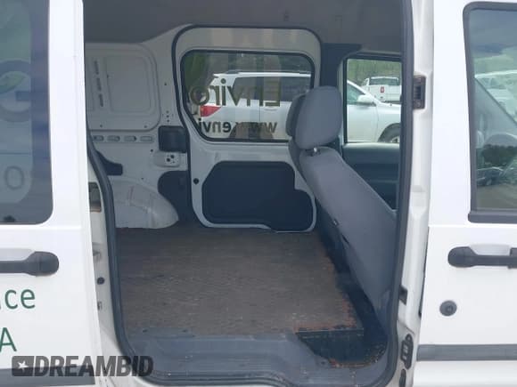 ✅ 2010 Ford Transit Connect XLT • VIN: NM0LS6BN1AT031550 • Лот: 42383550. Опубликован ранее на IAAI с пробегом 175 197 миль. Бесплатный доступ к архиву аукционных продаж из США и подробный отчёт об истории автомобиля на DreamBid. Изображение 8.