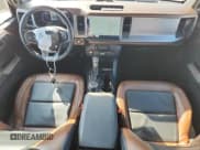 ✅ 2023 Ford Bronco Badlands • VIN: 1FMEE5DPXPLB50441 • Лот: 91847065. Опубликован ранее на Copart с пробегом 48 622 миль. Бесплатный доступ к архиву аукционных продаж из США и подробный отчёт об истории автомобиля на DreamBid. Изображение 8.