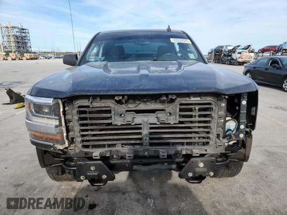 ✅ 2018 Chevrolet Silverado 1500 LT • VIN: 3GCPCREC4JG103383 • Lot: 93259325. Wystawiony na Copart z przebiegiem 182 821 mil. Bezpłatny archiwum sprzedaży aukcyjnych z USA i szczegółowy raport historii pojazdu na DreamBid. Zdjęcie 5.