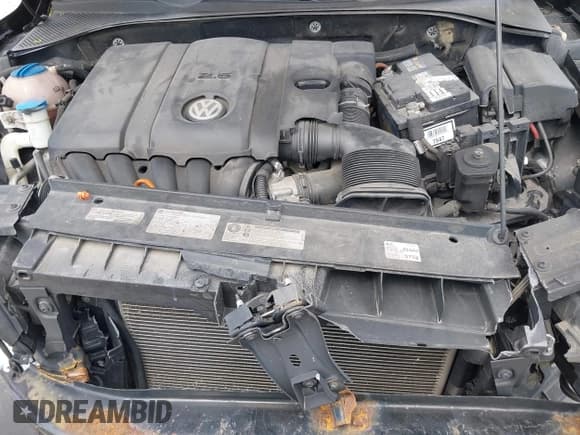 ✅ 2013 Volkswagen Passat SE • VIN: 1VWBH7A33DC000739 • Лот: 42348369. Опубликован ранее на IAAI с пробегом 154 793 миль. Бесплатный доступ к архиву аукционных продаж из США и подробный отчёт об истории автомобиля на DreamBid. Изображение 10.