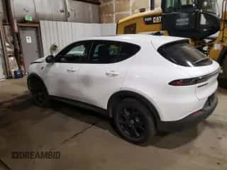 2024 Dodge Hornet GT z VIN ZACNDFAN1R3A41582, wystawiony jako Copart lot #61439825 z przebiegiem 5 222 mil mil oraz Szkoda całkowita • Salvage title. Historia ofert i sprzedaży dostępna na DreamBid. Obrazek 2.