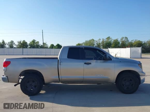 ✅ 2009 Toyota Tundra SR5 • VIN: 5TFRU541X9X019610 • Lot: 43558052. Wystawiony na IAAI z przebiegiem 146 714 mil. Bezpłatny archiwum sprzedaży aukcyjnych z USA i szczegółowy raport historii pojazdu na DreamBid. Zdjęcie 13.