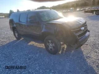 ✅ 2010 Chevrolet Suburban LT • VIN: 1GNUKJE39AR236770 • Lot: 80547244. Wystawiony na Copart z przebiegiem 224 017 mil. Bezpłatny archiwum sprzedaży aukcyjnych z USA i szczegółowy raport historii pojazdu na DreamBid. Zdjęcie 4.