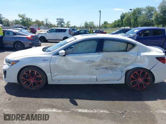 ✅ 2019 Acura ILX Premium • VIN: 19UDE2F80KA012465 • Лот: 43047160. Опубликован ранее на IAAI с пробегом 91 487 миль. Бесплатный доступ к архиву аукционных продаж из США и подробный отчёт об истории автомобиля на DreamBid. Изображение 6.