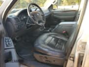 ✅ 2005 Ford Explorer Limited • VIN: 1FMZU75W55ZA72232 • Lot: 55029335. Wystawiony na Copart z przebiegiem 205 069 mil. Bezpłatny archiwum sprzedaży aukcyjnych z USA i szczegółowy raport historii pojazdu na DreamBid. Zdjęcie 7.