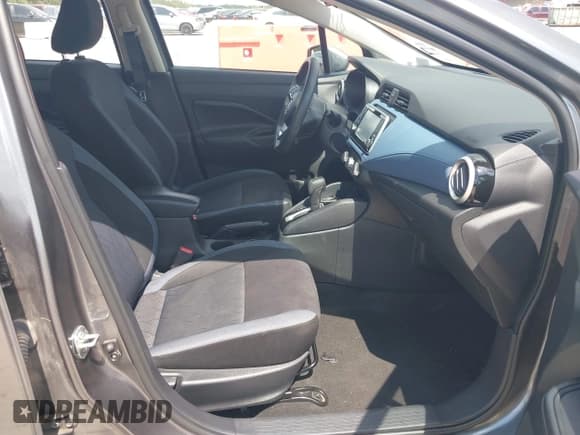 ✅ 2023 Nissan Versa SV • VIN: 3N1CN8EV5PL868822 • Lot: 43020798. Listed on IAAI with 44,224 mi. Free auction sales archive from the USA and detailed vehicle history report at DreamBid. Image 5.