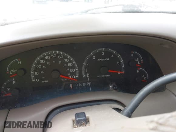 ✅ 2001 Ford F-150 XLT • VIN: 1FTRW08L61KE62587 • Lot: 42865244. Wystawiony na IAAI z przebiegiem Nie podano. Bezpłatny archiwum sprzedaży aukcyjnych z USA i szczegółowy raport historii pojazdu na DreamBid. Zdjęcie 7.