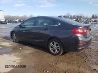 2017 Chevrolet Cruze LT z VIN 1G1BE5SM9H7144732, wystawiony jako Copart lot #68511212 z przebiegiem 92 582 mil mil oraz . Historia ofert i sprzedaży dostępna na DreamBid. Obrazek 2.
