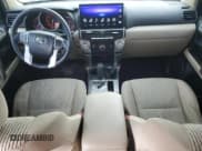 ✅ 2011 Toyota 4Runner SR5 • VIN: JTEBU5JR7B5048135 • Lot: 84887285. Wystawiony na Copart z przebiegiem 195 619 mil. Bezpłatny archiwum sprzedaży aukcyjnych z USA i szczegółowy raport historii pojazdu na DreamBid. Zdjęcie 8.