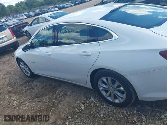 2020 Chevrolet Malibu LT with VIN 1G1ZD5ST6LF029626, listed as a IAAI auction lot 43044724 with 92,413 mi miles and . Bid and sale history available at DreamBid. Image 6.