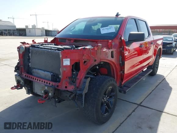 ✅ 2023 Chevrolet Silverado 1500 Custom Trail Boss • VIN: 3GCPDCEK5PG122180 • Lot: 41702357. Wystawiony na IAAI z przebiegiem 40 957 mil. Bezpłatny archiwum sprzedaży aukcyjnych z USA i szczegółowy raport historii pojazdu na DreamBid. Zdjęcie 20.