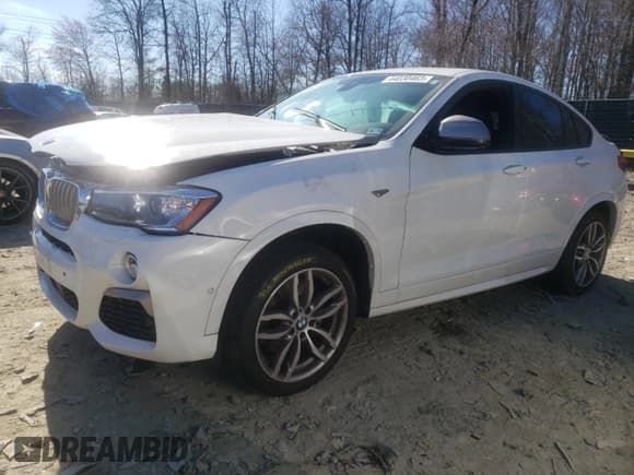✅ 2018 BMW X4 M40i • VIN: 5UXXW7C51J0W64529 • Lot: 44030463. Wystawiony na Copart z przebiegiem 76 768 mil. Bezpłatny archiwum sprzedaży aukcyjnych z USA i szczegółowy raport historii pojazdu na DreamBid. Zdjęcie 1.