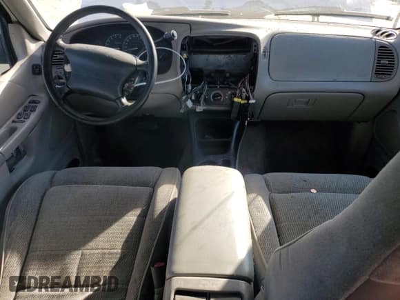 ✅ 1997 Ford Explorer XLT • VIN: 1FMDU32P8VZC08904 • Lot: 78166244. Listed on Copart with 232,404 mi. Free auction sales archive from the USA and detailed vehicle history report at DreamBid. Image 8.