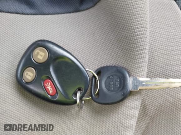 ✅ 2006 Saturn VUE • VIN: 5GZCZ33D56S800565 • Lot: 41717849. Wystawiony na IAAI z przebiegiem 177 820 mil. Bezpłatny archiwum sprzedaży aukcyjnych z USA i szczegółowy raport historii pojazdu na DreamBid. Zdjęcie 11.