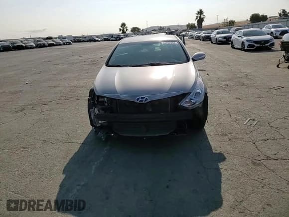 ✅ 2013 Hyundai Sonata Limited • VIN: KMHEC4A40DA091661 • Lot: 65062364. Listed on Copart with 142,275 mi. Free auction sales archive from the USA and detailed vehicle history report at DreamBid. Image 11.