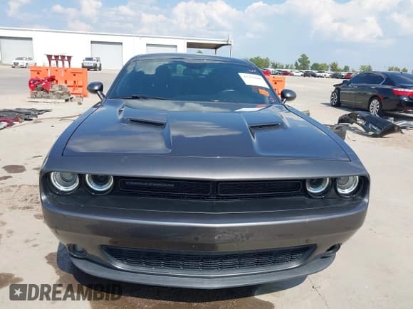 ✅ 2018 Dodge Challenger SXT • VIN: 2C3CDZAG8JH204564 • Lot: 43262680. Wystawiony na IAAI z przebiegiem 52 822 mil. Bezpłatny archiwum sprzedaży aukcyjnych z USA i szczegółowy raport historii pojazdu na DreamBid. Zdjęcie 13.