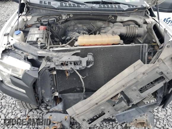 ✅ 2017 Ford F-150 XL • VIN: 1FTMF1C8XHKD57340 • Lot: 92639735. Listed on Copart with 225,904 mi. Free auction sales archive from the USA and detailed vehicle history report at DreamBid. Image 11.