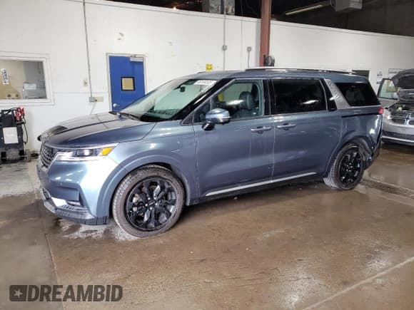 ✅ 2022 Kia Carnival SX • VIN: KNDNE5H31N6148990 • Lot: 68169305. Listed on Copart with 72,597 mi. Free auction sales archive from the USA and detailed vehicle history report at DreamBid. Image 1.